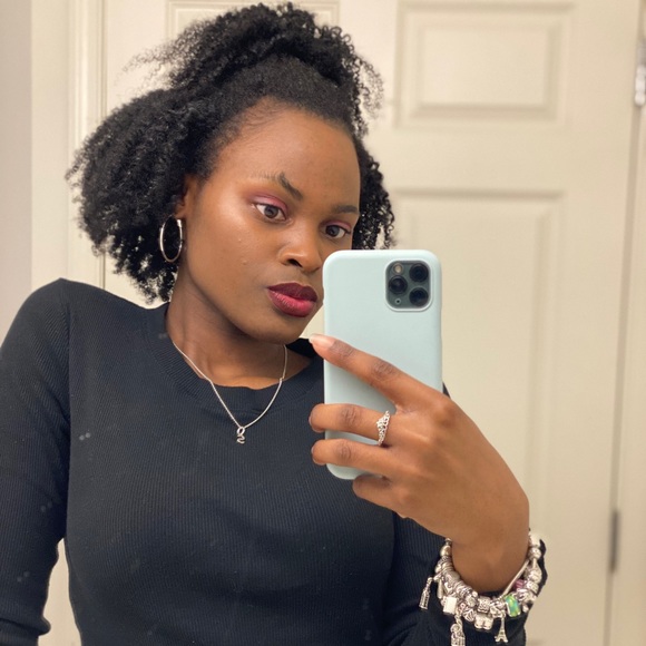 Meet your Posher, Shayla - Picture 1 of 1